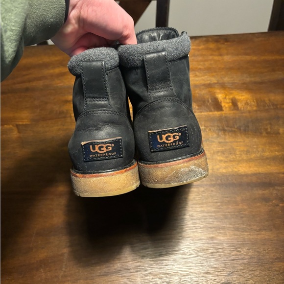 UGG Mens Waterproof Boots - 8.5 - Picture 2 of 5